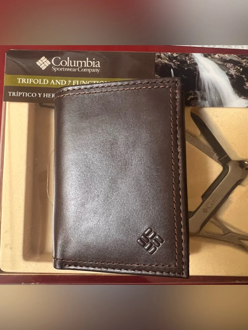 Columbia Men’s Dark Brown Leather Wallet and Multi-Tool Gift Set